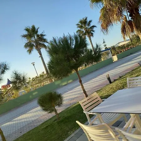 Apartment Sara's Cozy In Lalzi Bay Durres