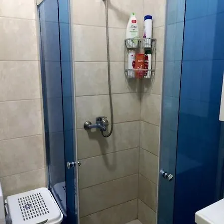 Apartment Sara's Cozy In Lalzi Bay Durres