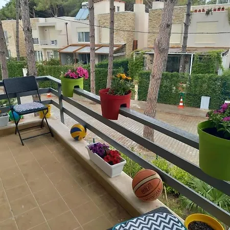 Sara's Cozy In Lalzi Bay * Durres